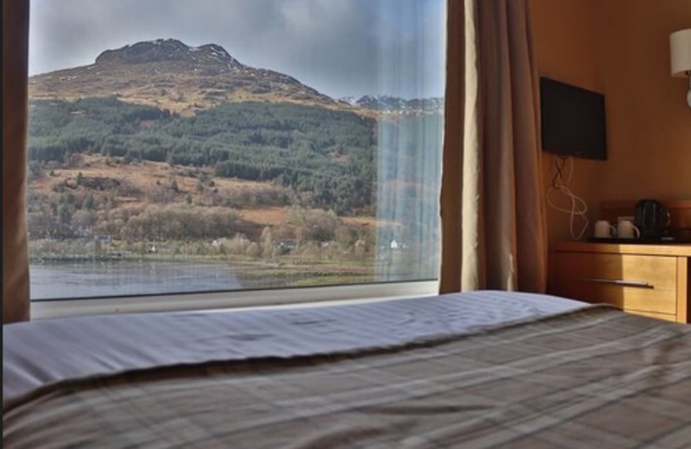 Loch Long Hotel 19/47