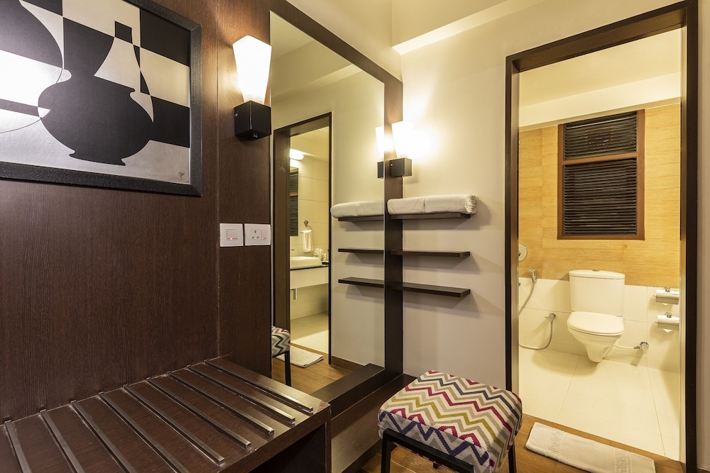 REGENTA CENTRAL RAJKOT 53/53