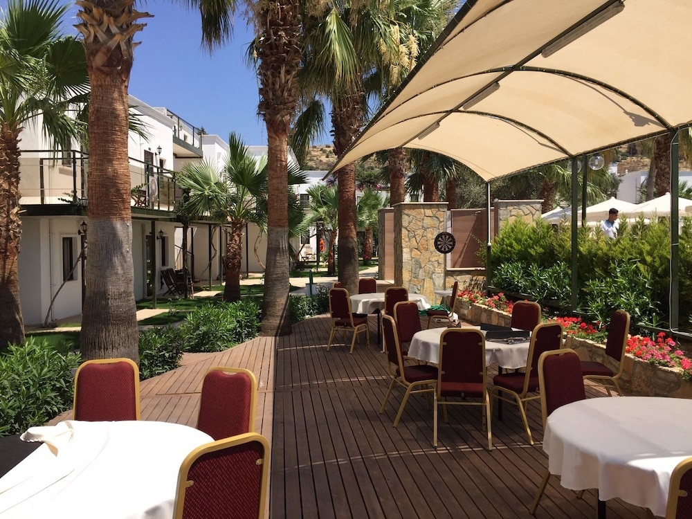 Anadolu Hotel Bodrum 8/17
