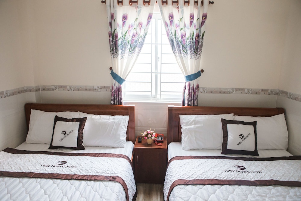 Trieu Hoang Hotel 16/34