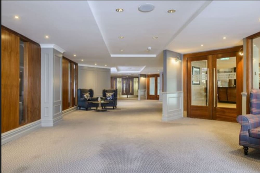 Shearwater Hotel 9/49