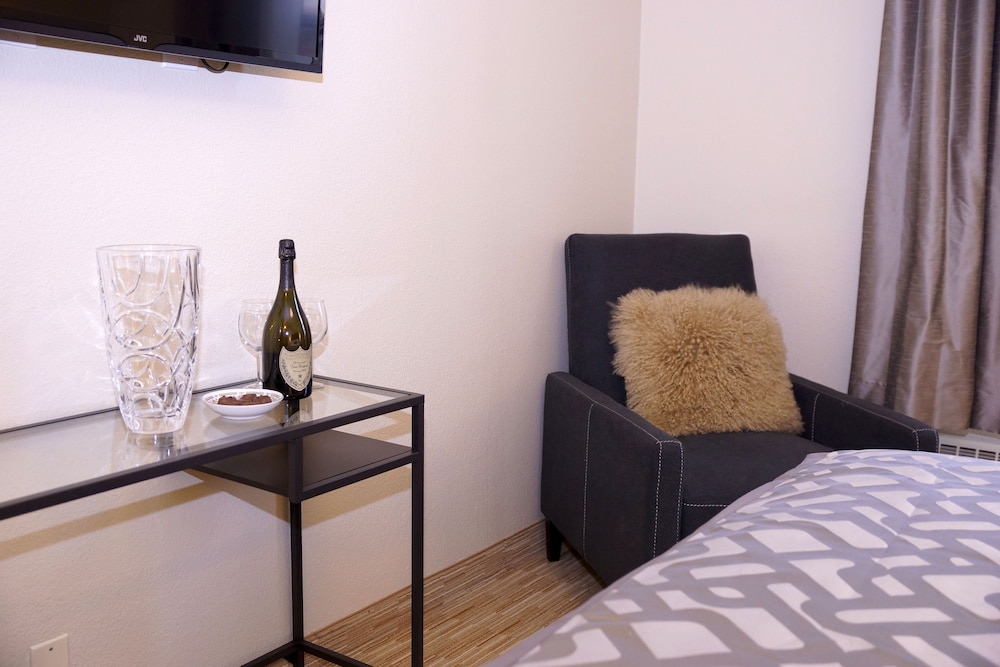 Urban Boutique Hotel 60/82