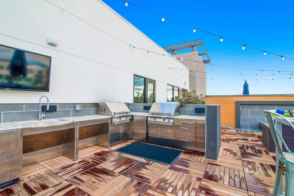 Global Luxury Suites in Menlo Park 19/50
