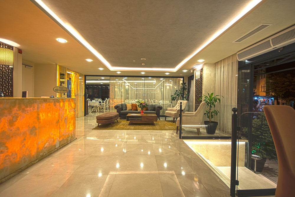 Antusa Palace Hotel 7/65