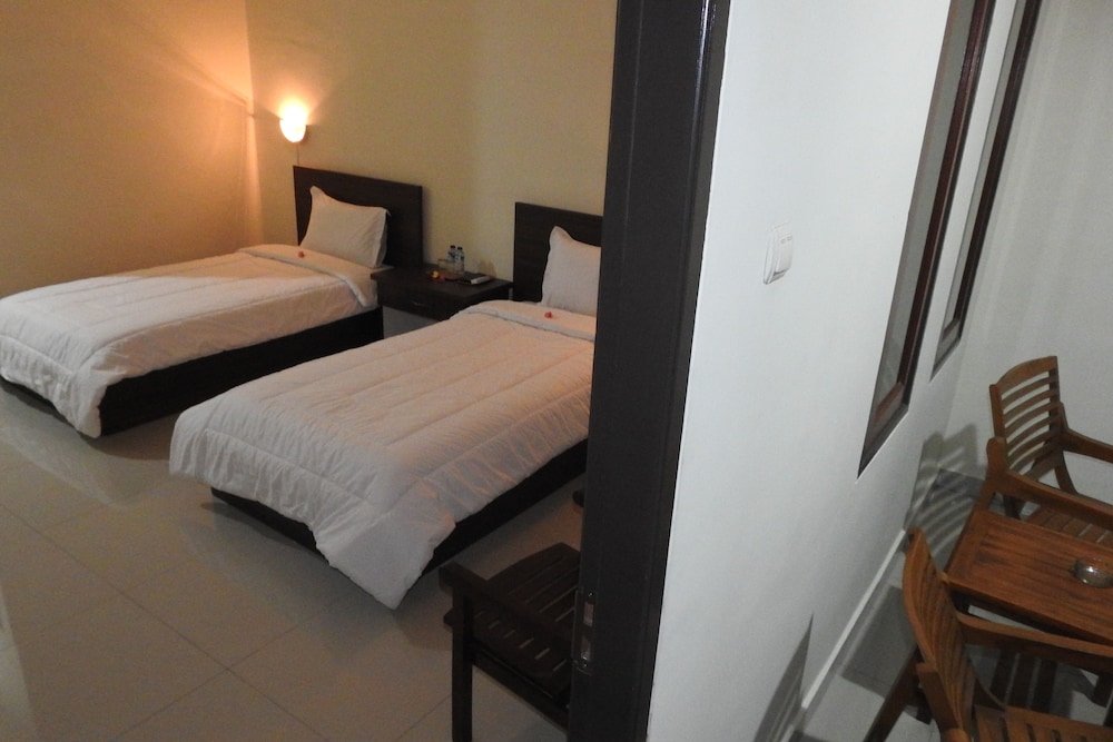 D' Batur Hotel 7/30