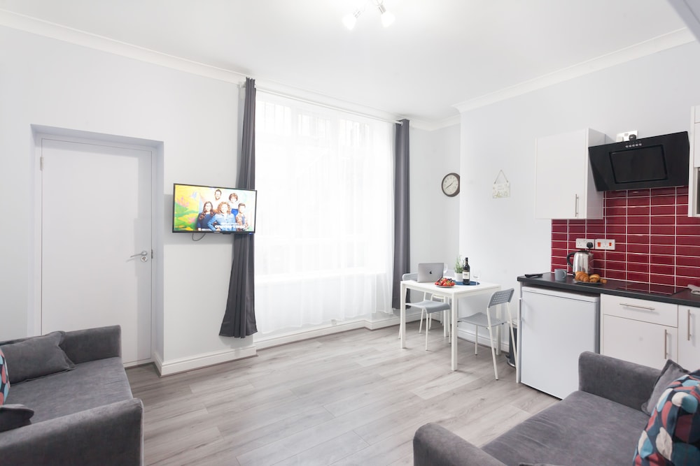 London City Gate Kings Cross St Pancras 30/50
