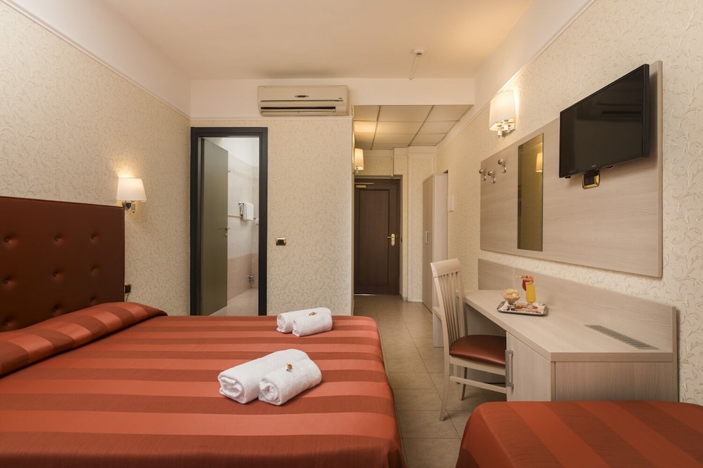 Triple room