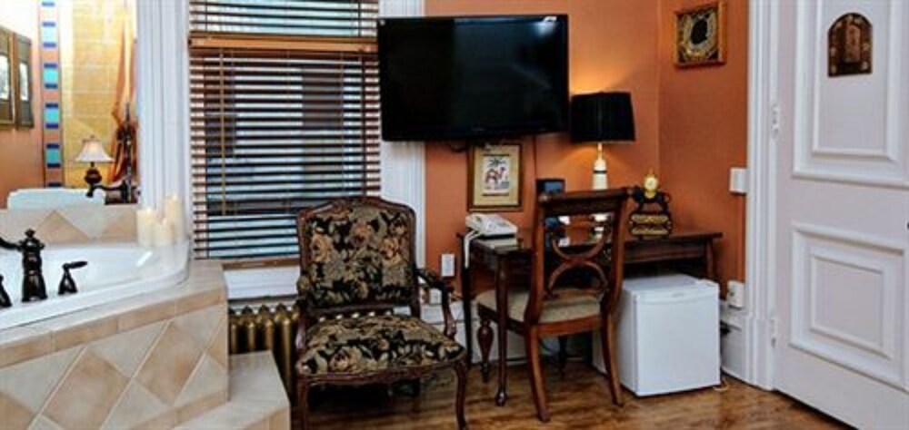 Auberge Mcgees Inn 75/75
