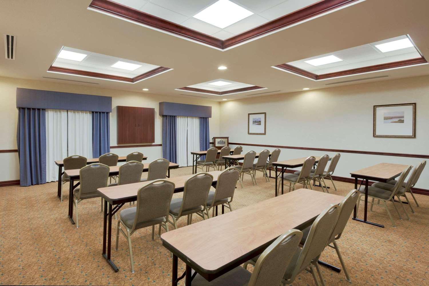 Country Inn & Suites by Radisson, St. Petersburg - Clearwater, FL 49/56