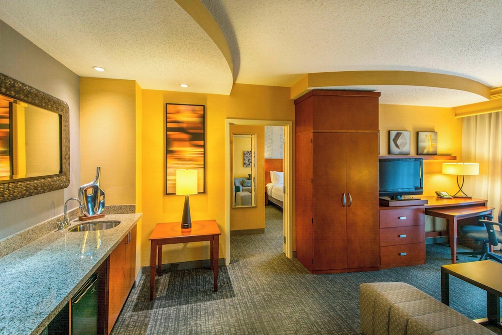 جناح بغرفة نوم واحدة، Courtyard Greensboro Airport 4/5