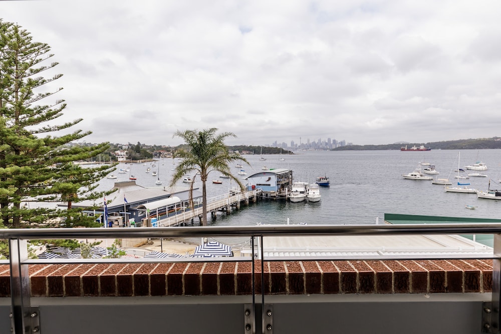 Watsons Bay Boutique Hotel 70/72