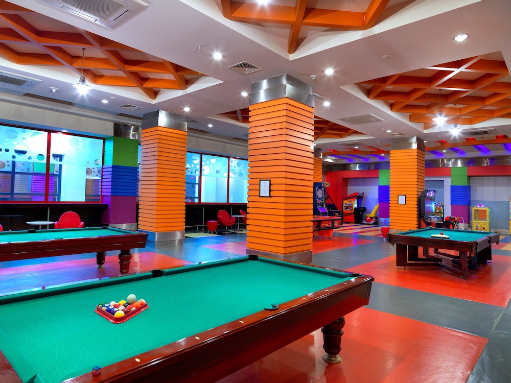 Diamond Excellence Resort & Spa 48/65