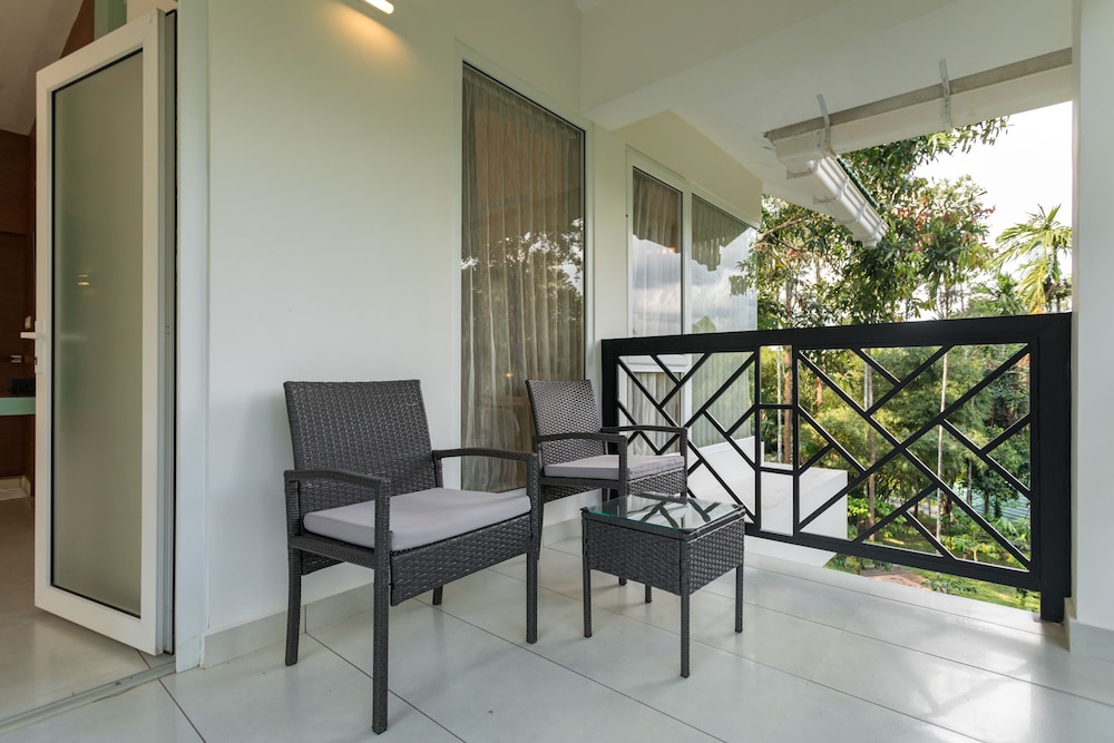 The Woods Resort 34/48