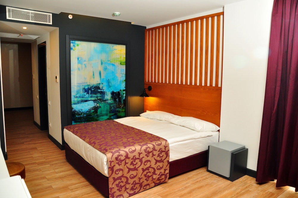 Sey Beach Hotel & Spa 20/50
