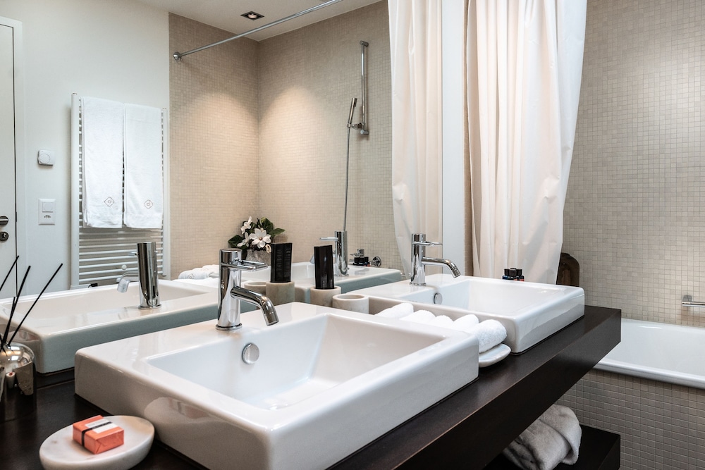 Airhome Limmatquai River View Apartment 34/38