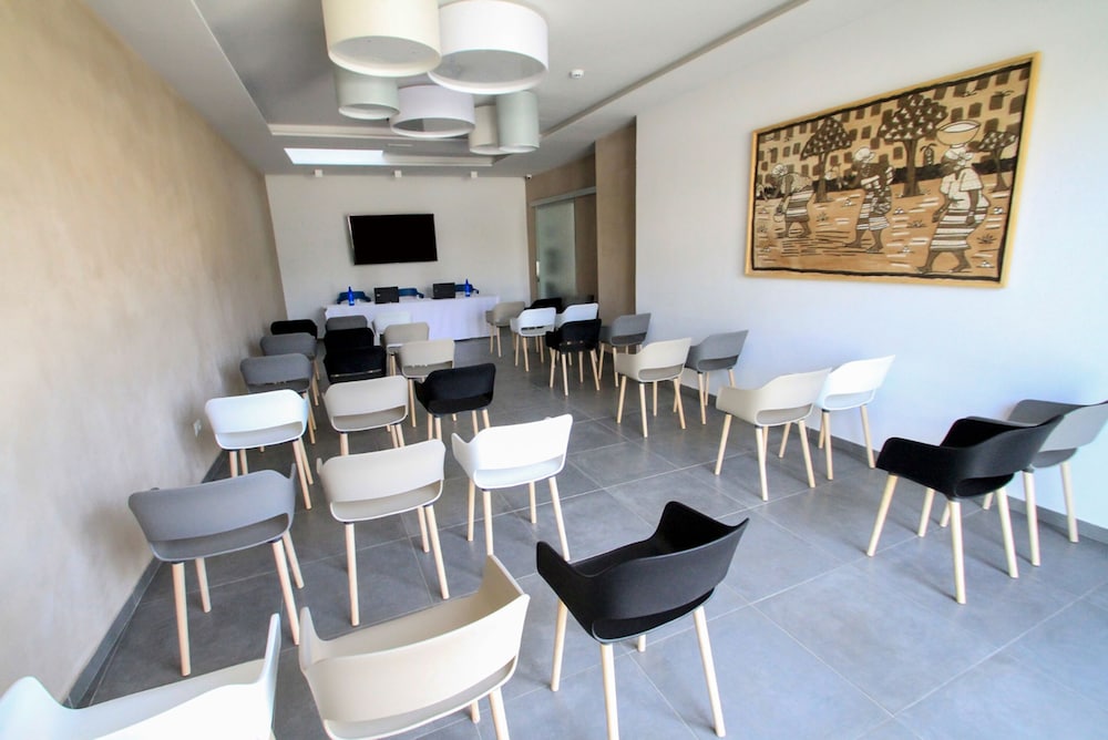 Hotel International Dakar 38/44