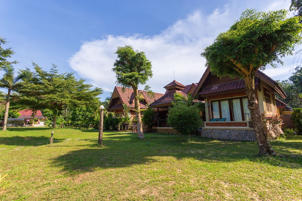 Baan Suan Homestay Koh Kood 54/58