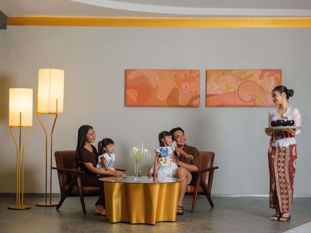 Grand Mercure Bali Seminyak 5/50