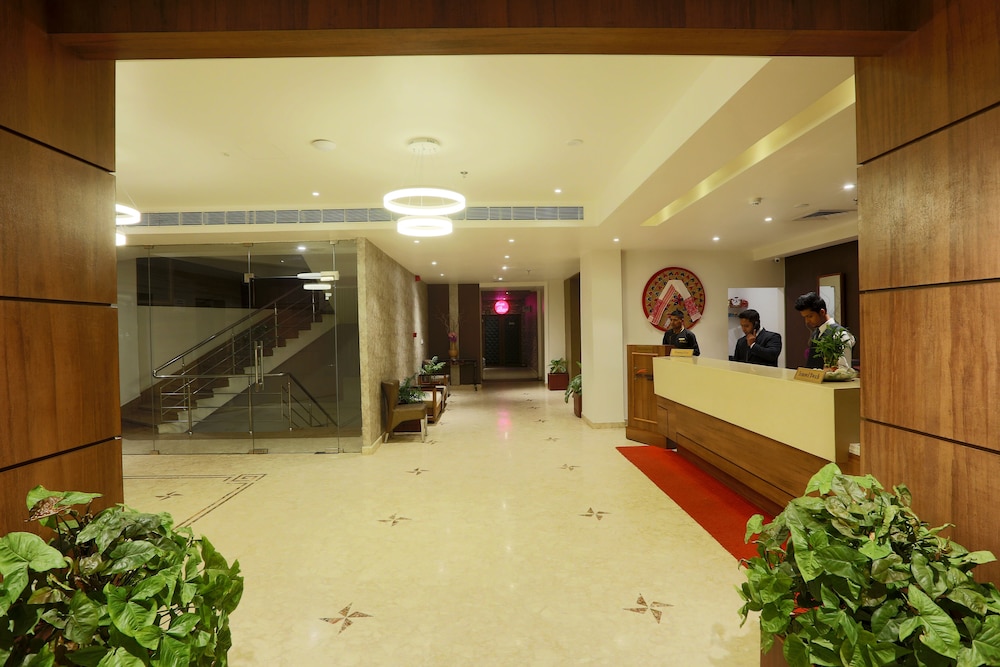 Hotel Shoolin Grand 7/39