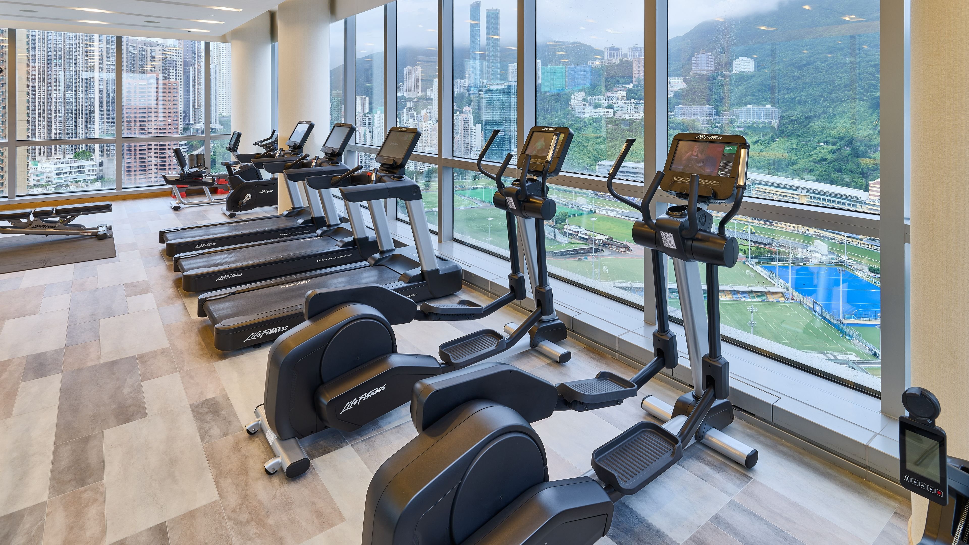 Crowne Plaza Hong Kong Causeway Bay Hotel 48/80
