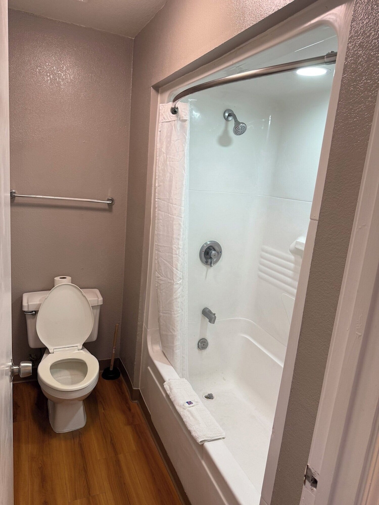 Motel6 Gulfport, MS – Airport 44/48
