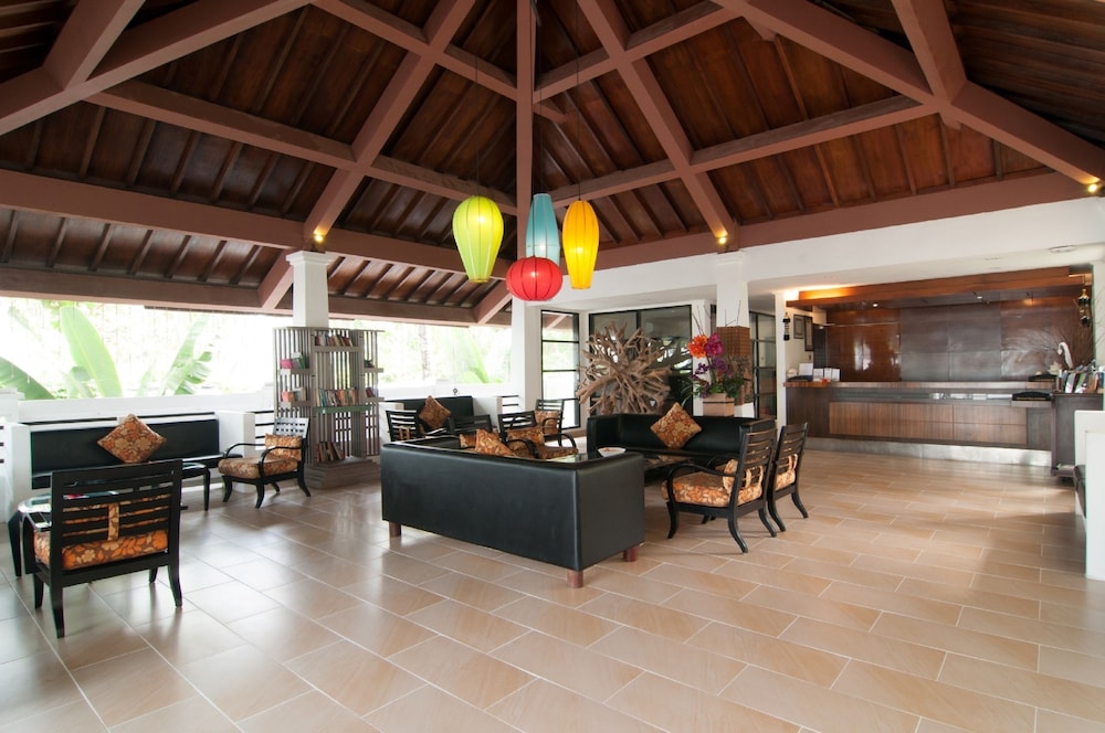Legong Keraton Beach Hotel 59/70