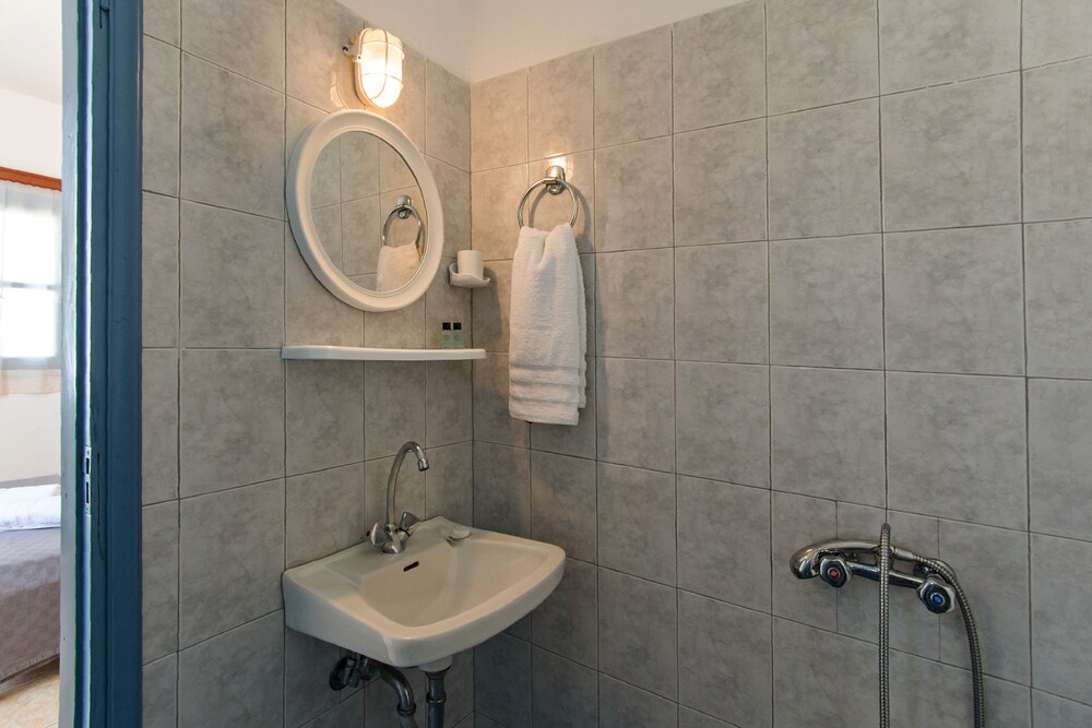 Perigiali Rooms 12/58