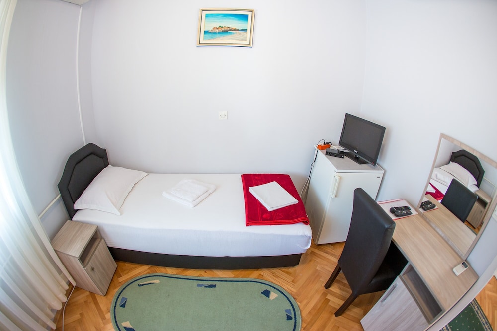 Guest House Blue Coast 20/63