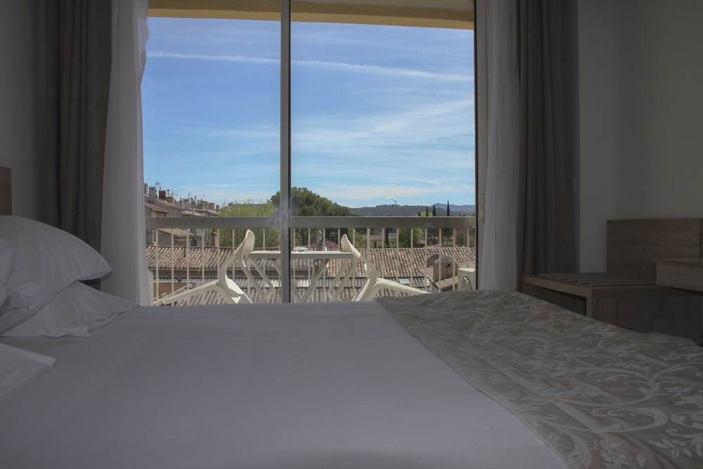 Hotel Le Concorde 30/61