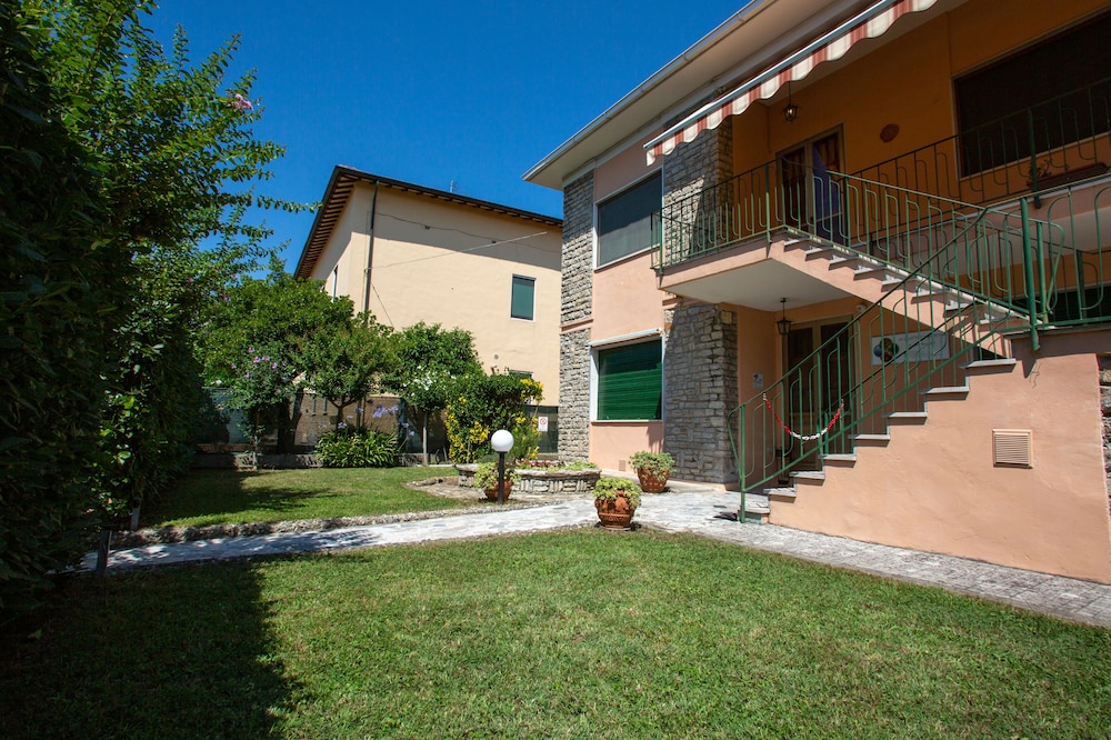 Ai 4 Elementi 27/38