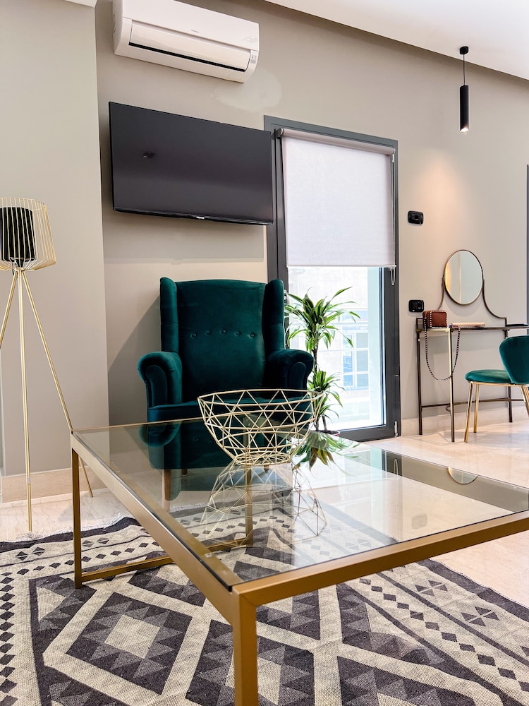 Royalty Suites Psyrri 36/43