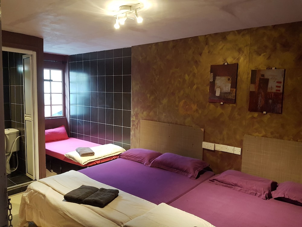 CITY INN HOTEL 29/33