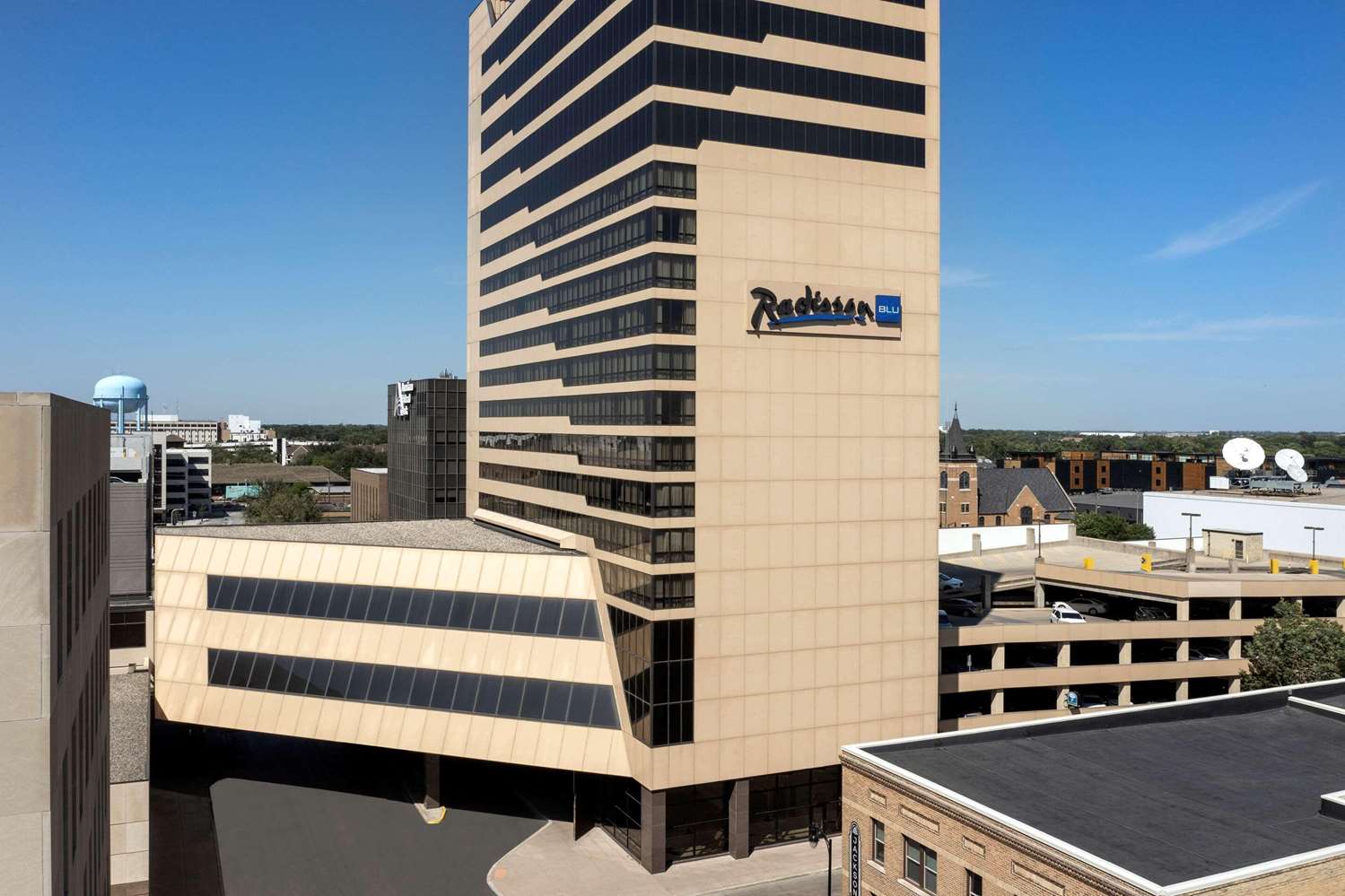 Radisson Blu Hotel Fargo 3/44