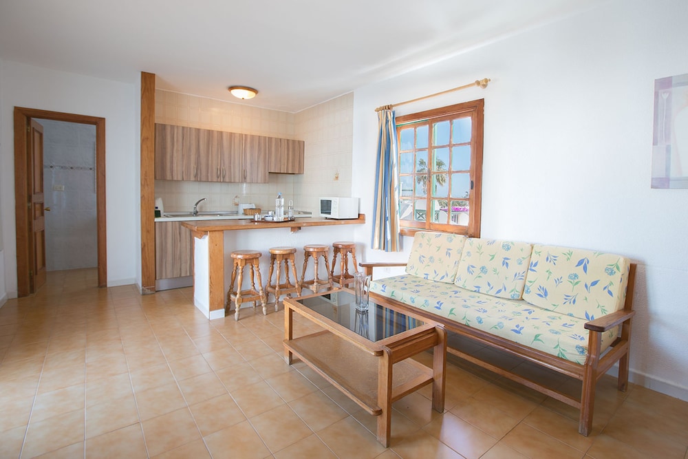 Celeste Apartments 28/55