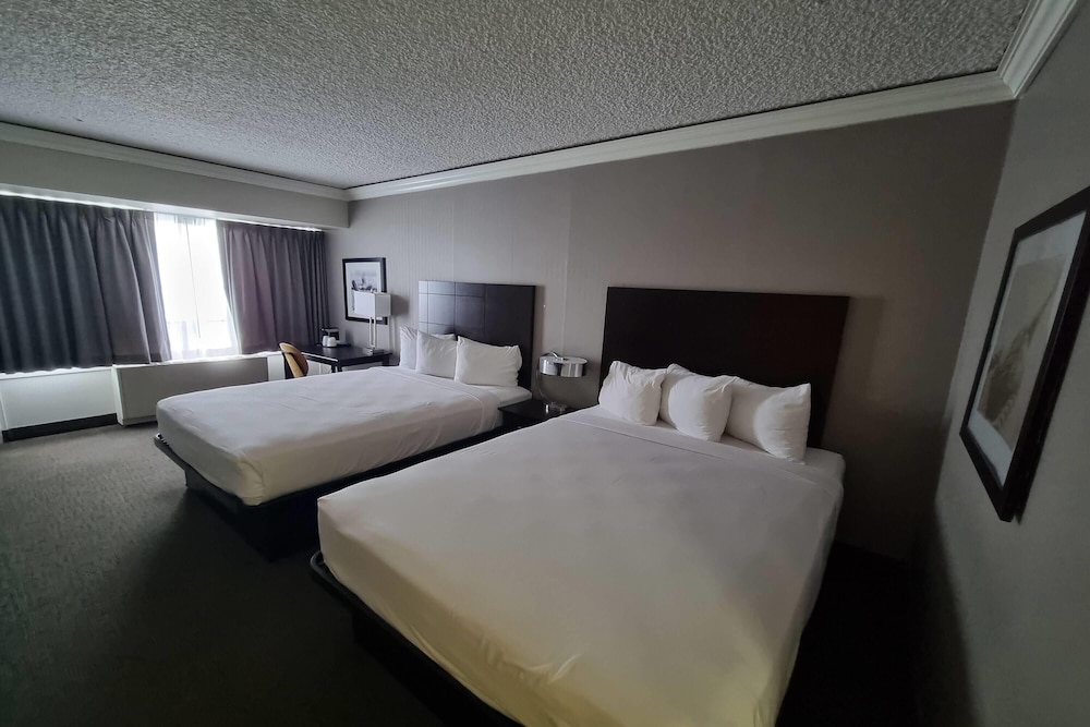 غرفة بسريرين كوين، Travelodge by Wyndham Trois-Rivieres 4/7