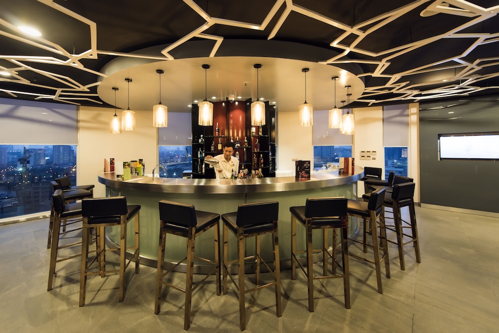 Novotel Suites Hanoi 51/70