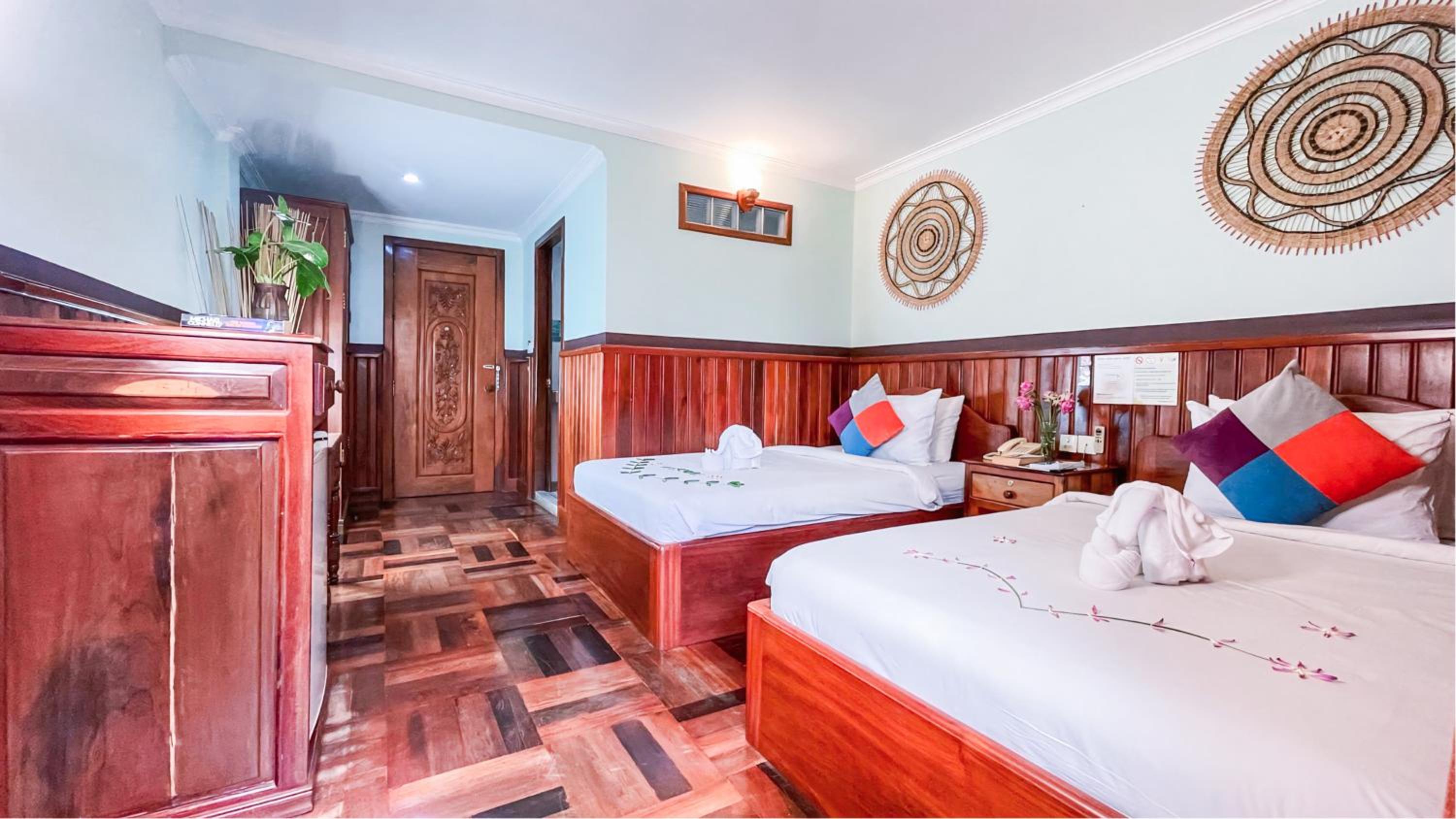 غرفة ديلوكس بسرير مزدوج أو سريرين منفصلين بشرفة، Siem Reap Center Hotel 4/10
