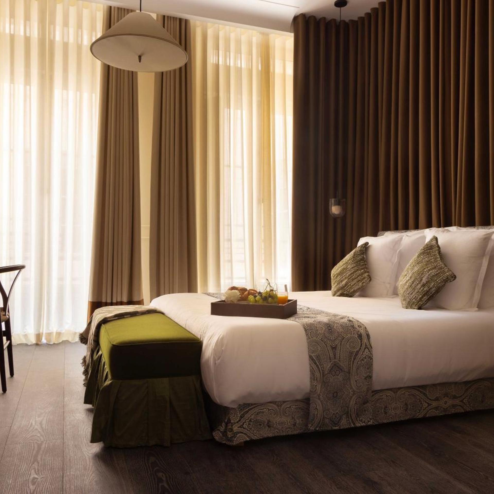 Superior, King Bed