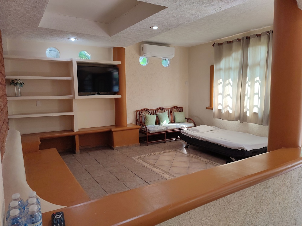 Hotel Ashly 38/57