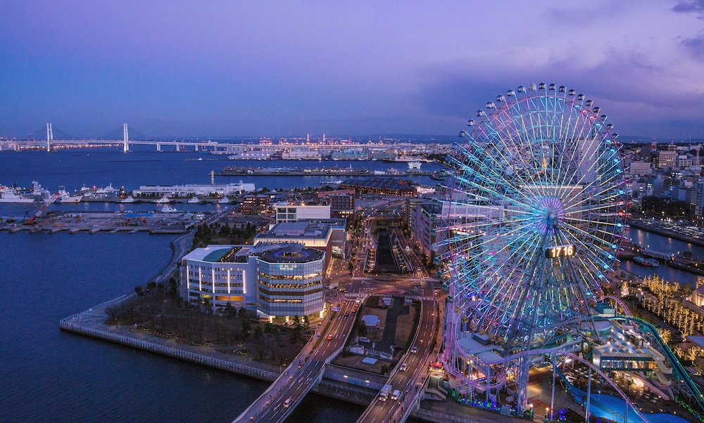 The Yokohama Bay Hotel Tokyu 45/48