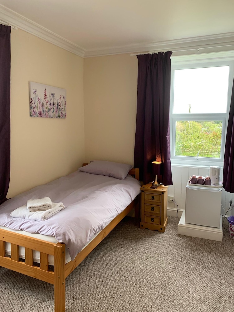 The Village Inn and Kirtle House B&amp;B 5/35