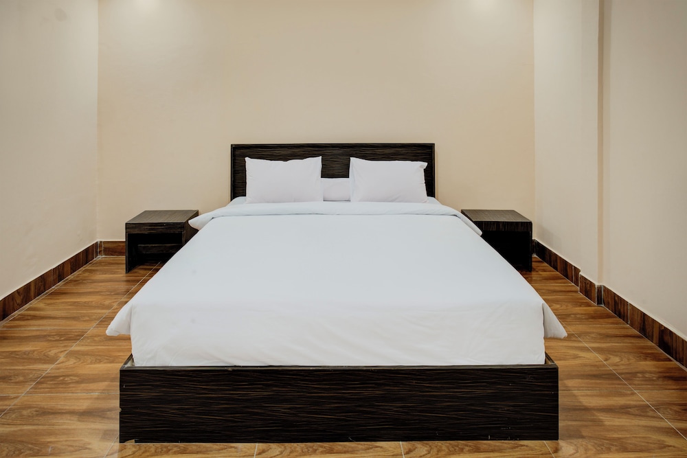 Hotel O Makassar Near Bandara Sultan Hasanuddin Formerly 88 Inn Maros 18/25