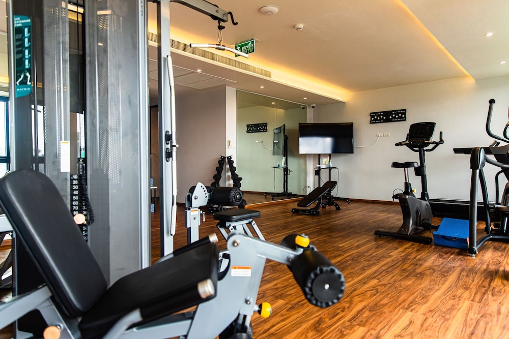 Tour De Phuket Hotel 44/71