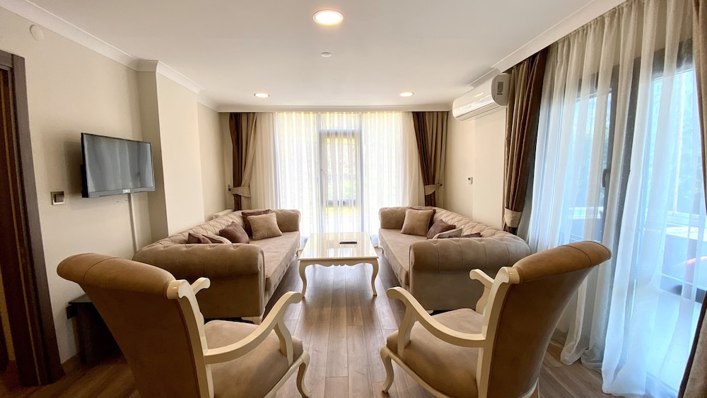 Caykent Suites Deluxe Hotel 29/50