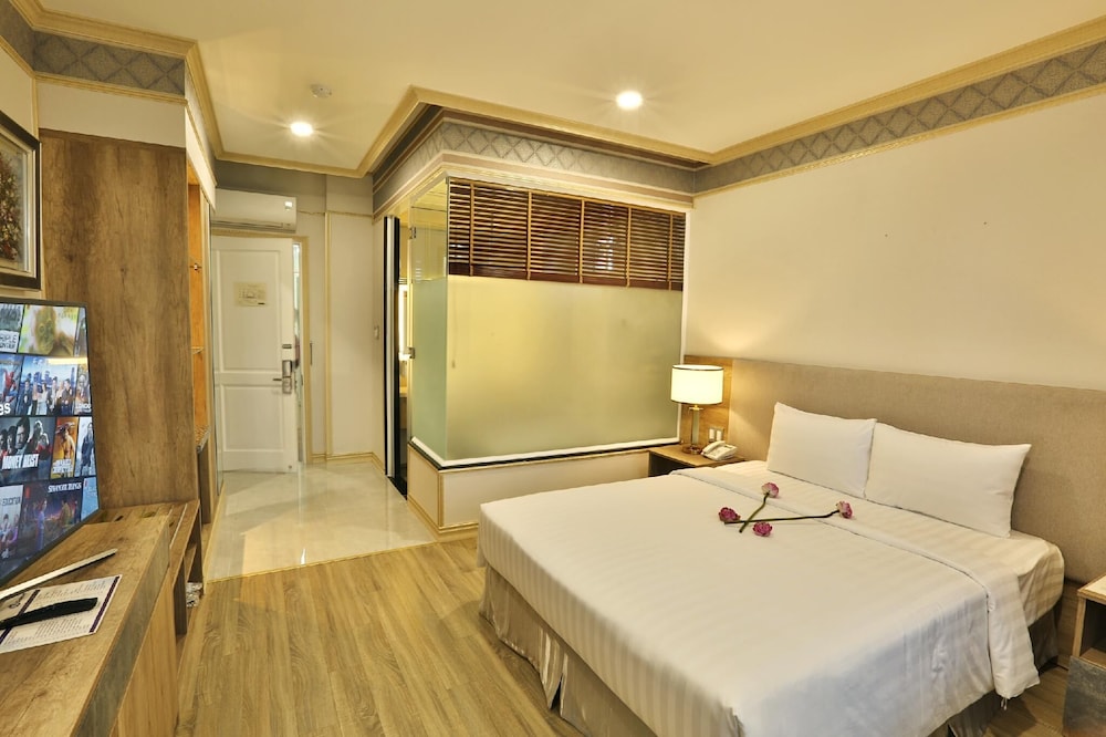 Plus, Premium, Twin Beds، Lotus Saigon Hotel 3/10