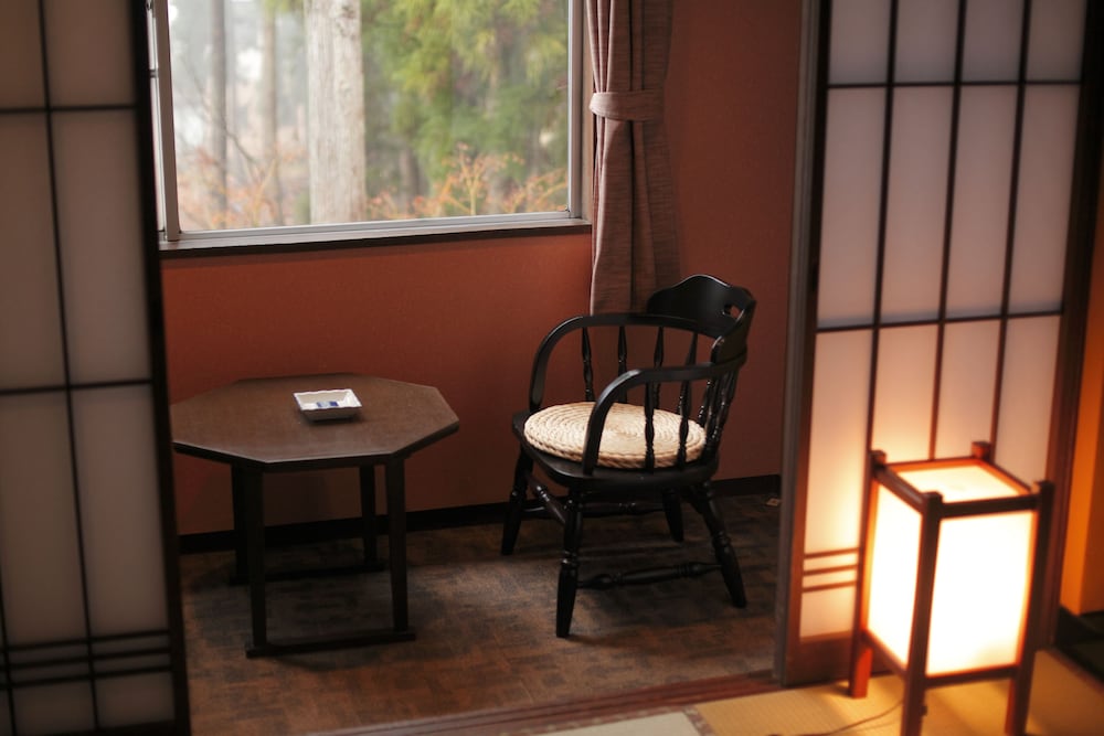ICHIRINO KOGEN HOTEL ROAN 28/47