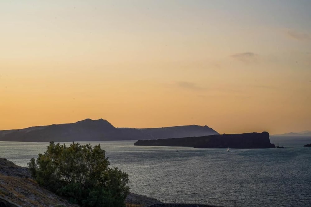 The Noverian Bios Caldera, Sunset Suites 53/58