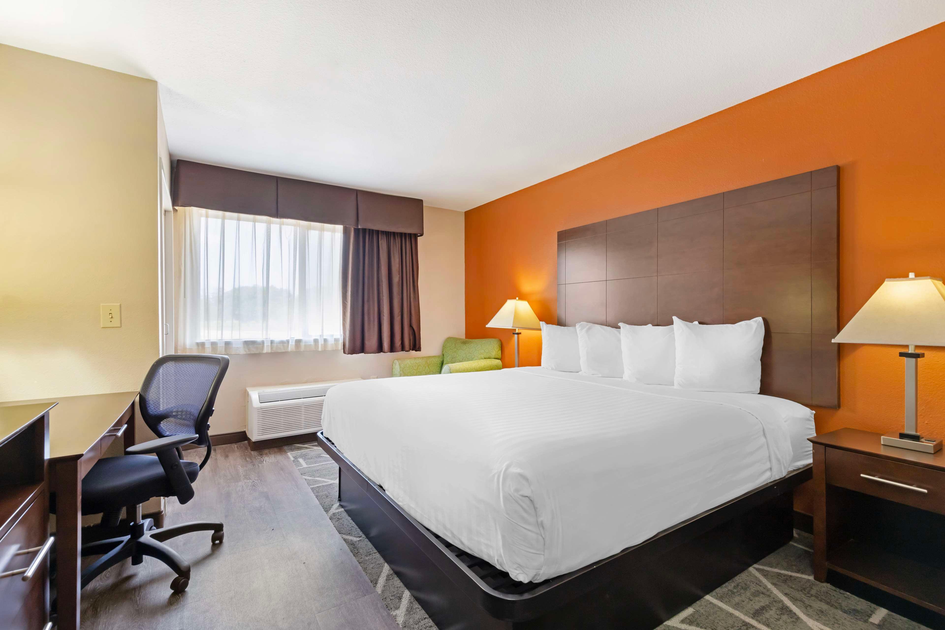 Upstairs, Suite, King Bed, Sofa