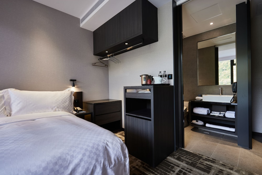 Star, Queen Bed