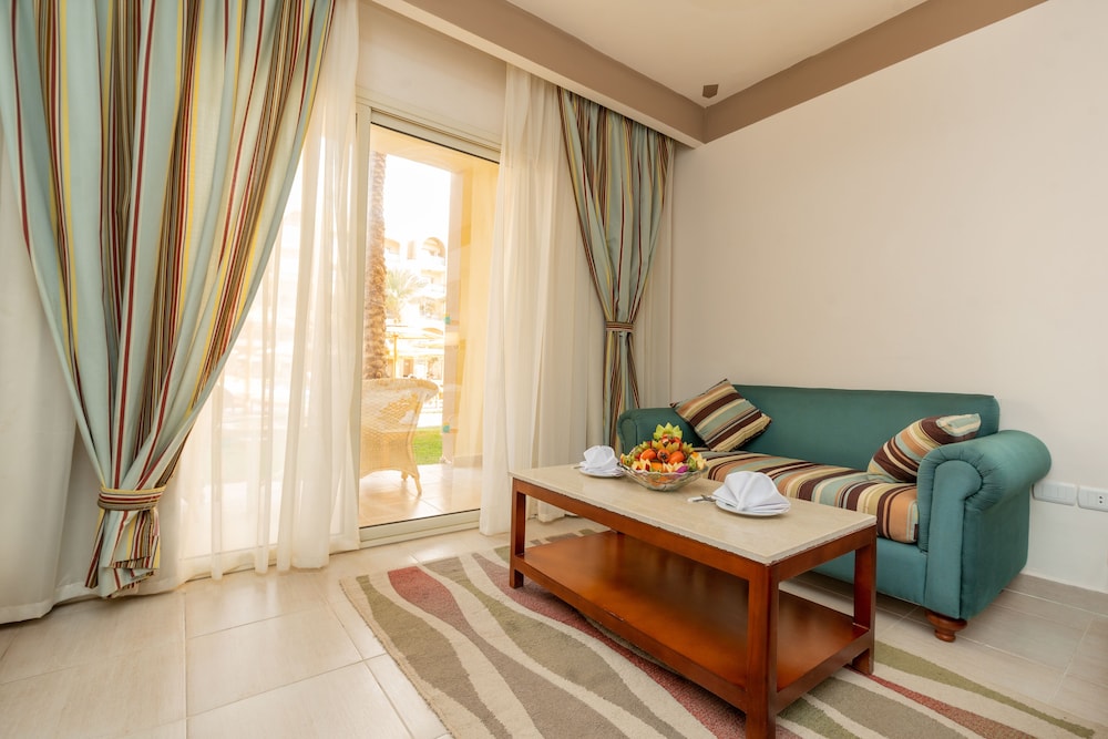 El Karma Aqua Beach Resort 19/50